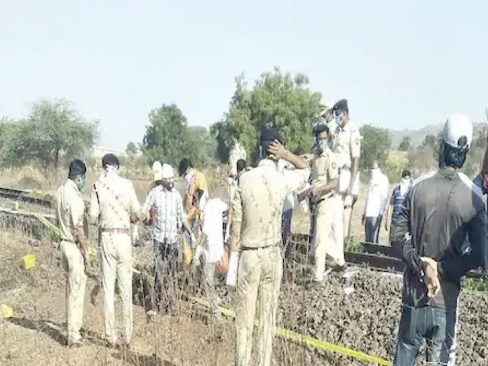 train accident in aurangabad