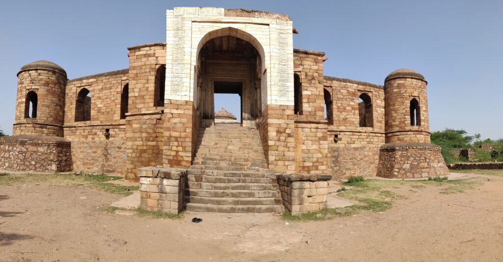 Sultan Ghari Tomb- India’s first Islamic Mausoleum