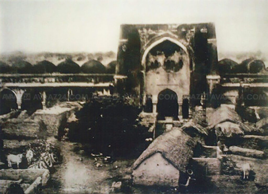 Collapsed wall and the domes to the east of the prayer hall- the mosque for the women