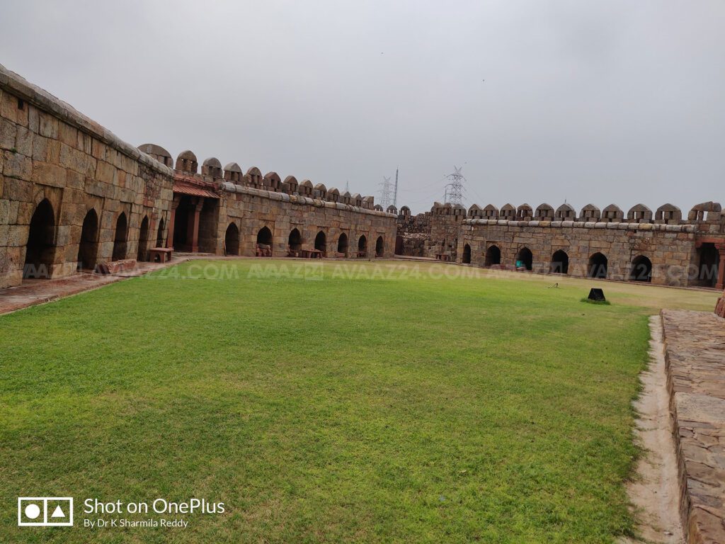 The courtyard of Darul Aman with fortified walls