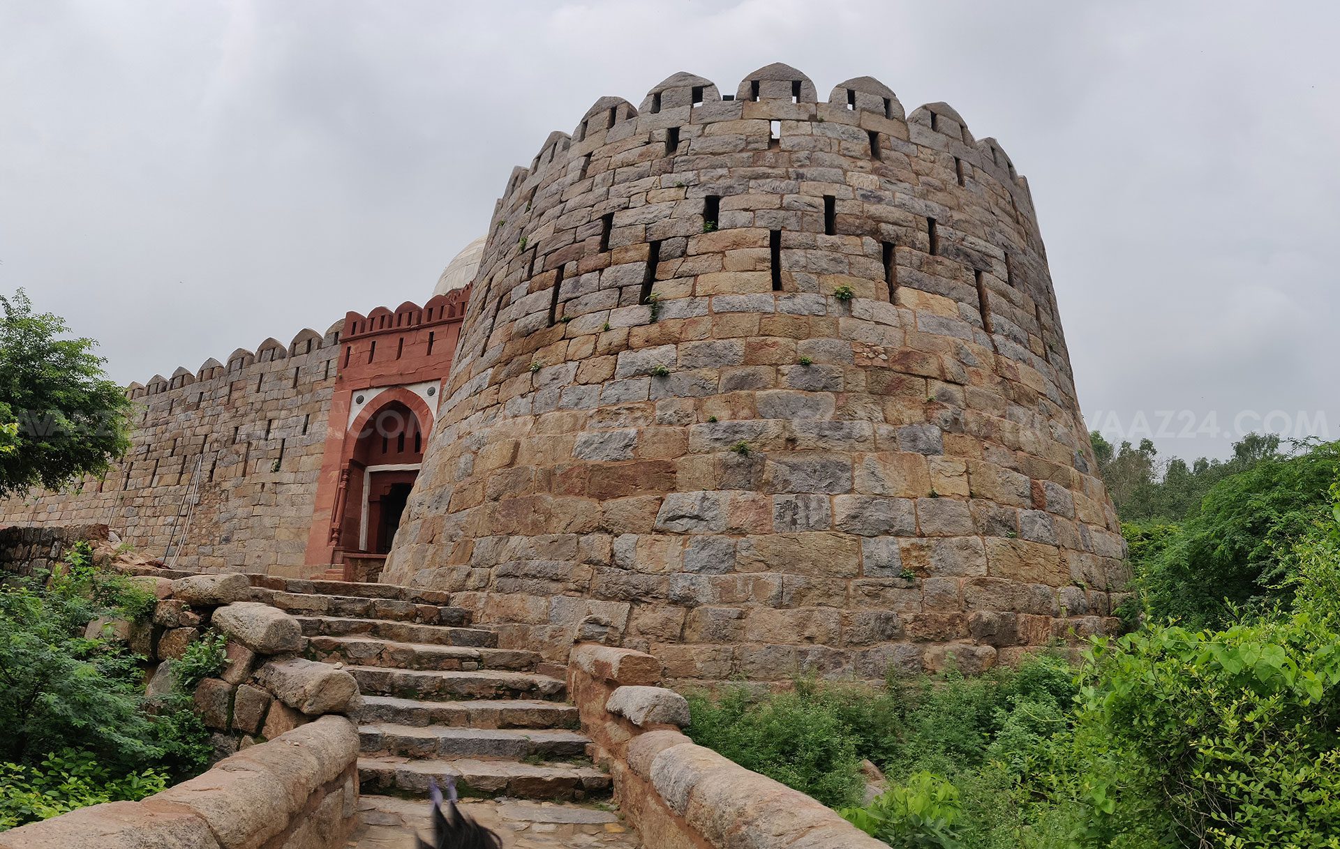 DARUL AMAN The Tomb Of Ghiyas ud din Tughlaq PHOTO STORY 