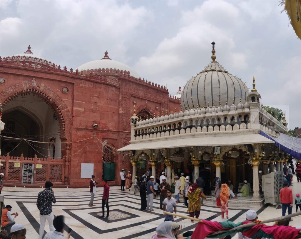 Hazrat Nizam-ud-din Dargah