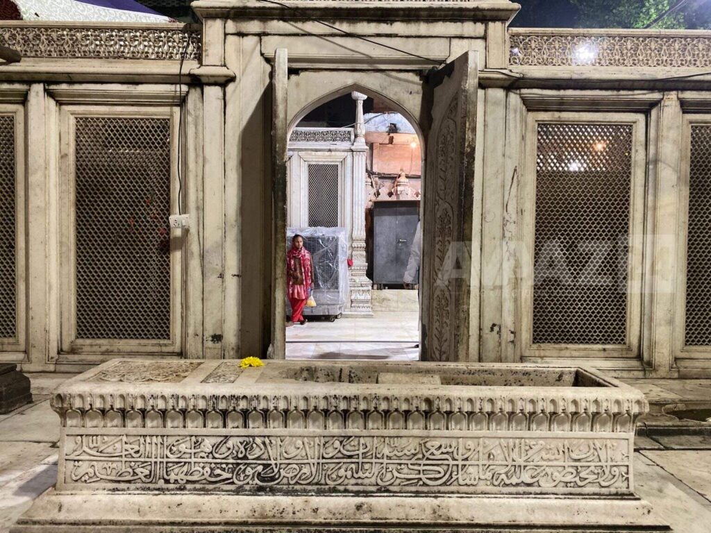 Cenotaph of Muhammad Shah Rangila