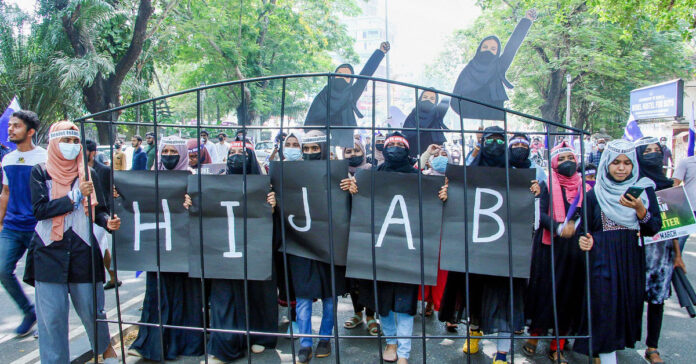 protests against hijab ban in karnataka