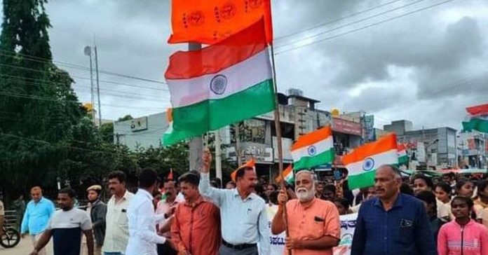 indian flag insulted