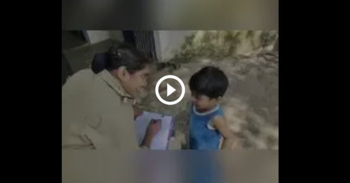 3 years old boy reaches police station complain mom