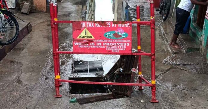 hyderabad-girl-fell-in-manhole-dies