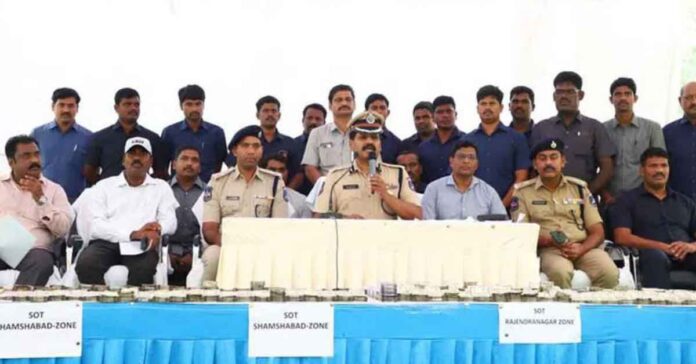 cyberabad-police-arrests-cricket-betting-gangs