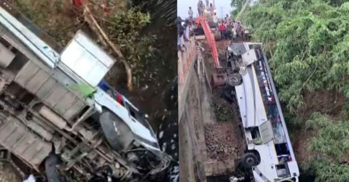 bus fell into water canal in andhra pradesh